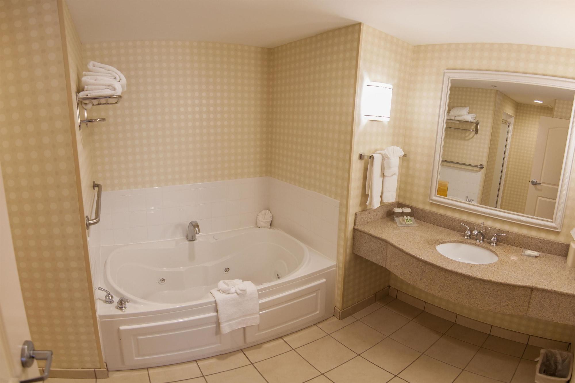 Hilton Garden Inn Mystic/Groton Eksteriør billede